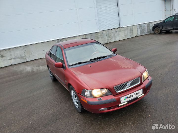 Volvo S40 1.6 МТ, 2002, 290 000 км