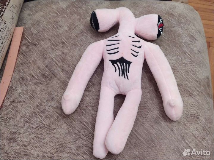 Игрушка Сиреноголовый. Игра в кальмара