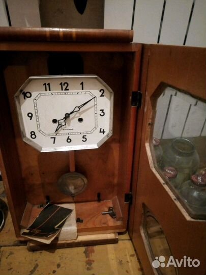 Часы маятниковые с боем очз