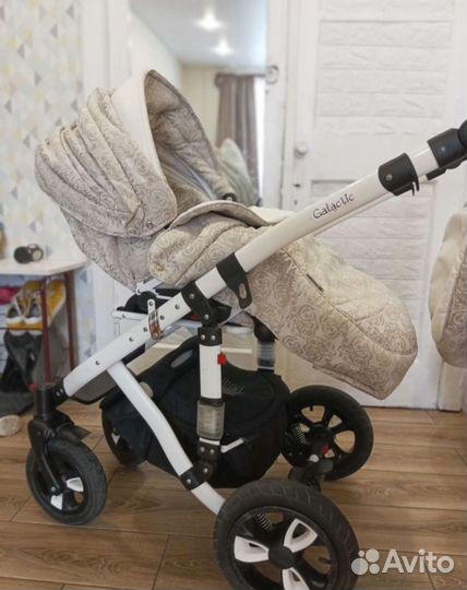 Прогулочная коляска 2в1