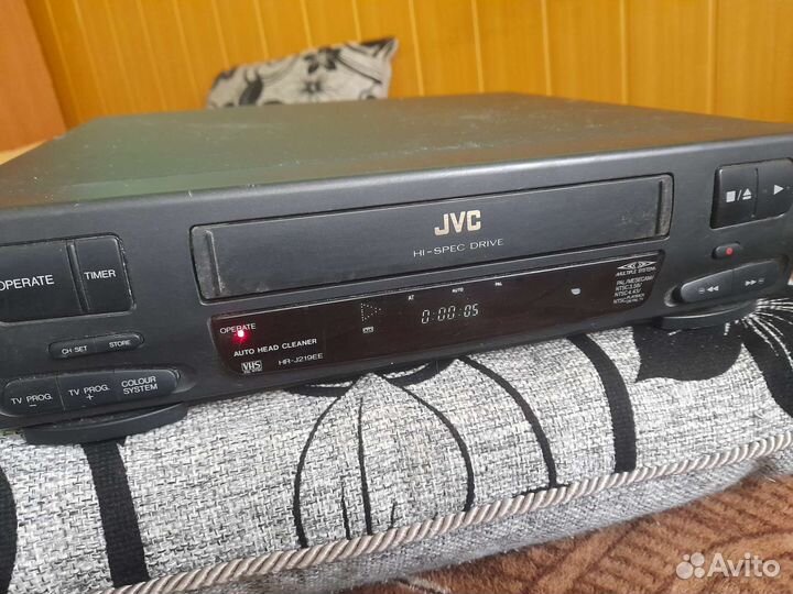 Видеомагнитофон