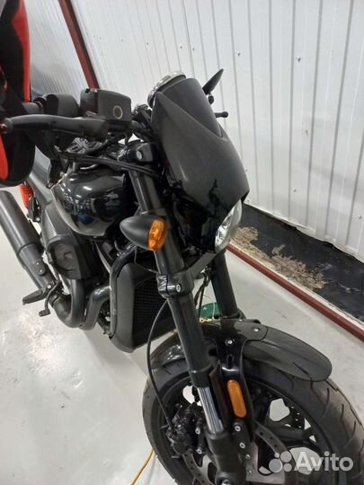 Продаётся мотоцикл Harley Davidson Street rod