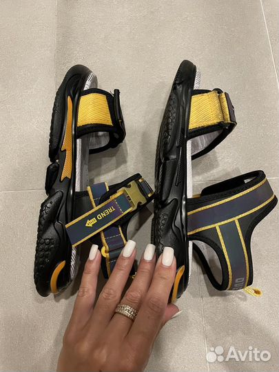 Сандали 35 р Капика