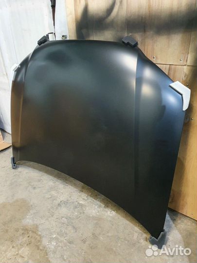 Капот на Audi A3 8P 2003-2008 год