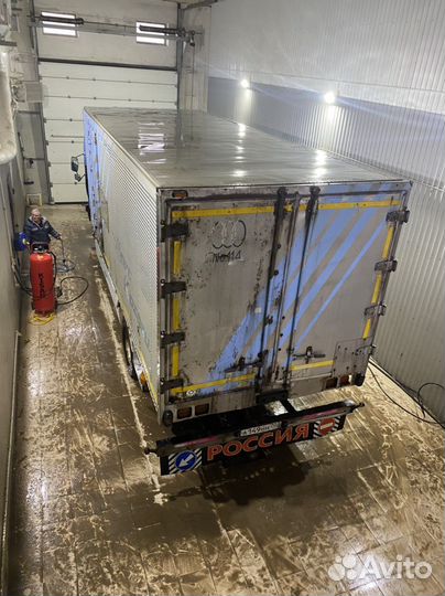 Mitsubishi Fuso Fighter, 1994