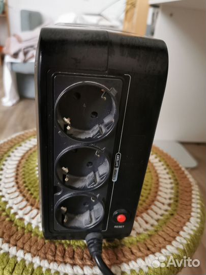 Источник бесперебойного питания CyberPower DL450el