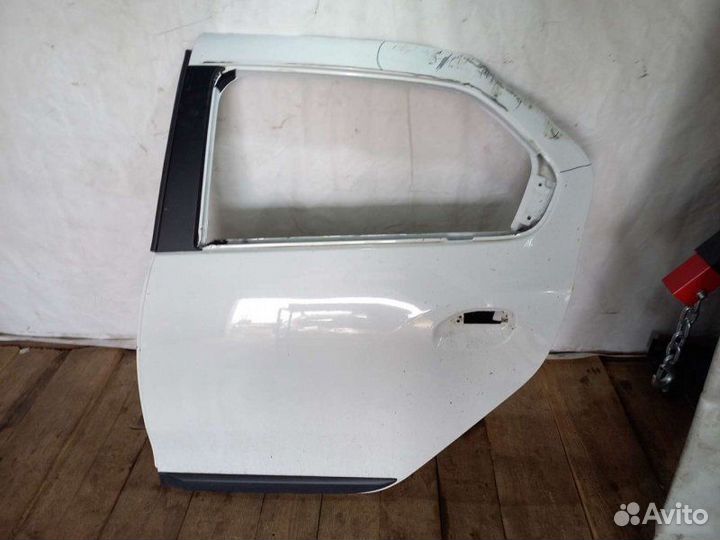 Дверь задняя левая Renault Logan седан 1.6 2014