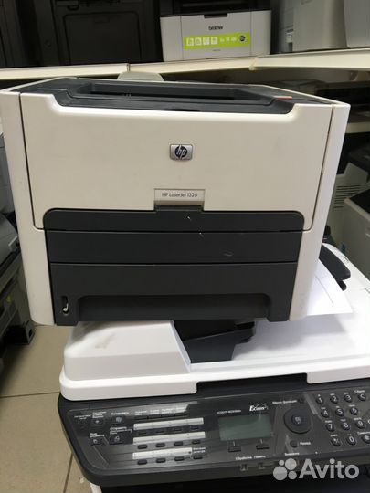 Лазерный принтер HP LaserJet 1320/гарантия