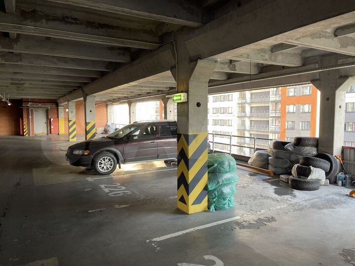 Машиноместо, 16 м²