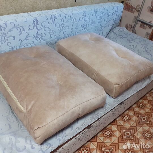 Подушки для дивана
