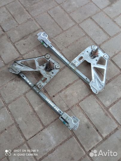 Заднии стеклоподьемники от Ауди а-6 с-4