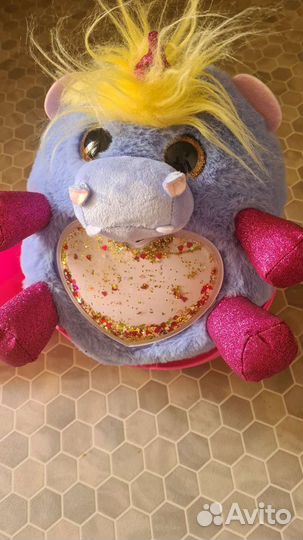 Игрушка новая только открыли