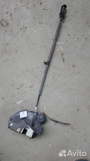 Замок задней двери Ford Focus 3