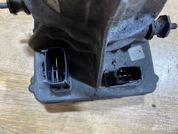 Насос гура Ford Mondeo 4 BG913K514FB