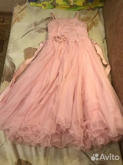 Платье новогоднее на прокат 8 лет