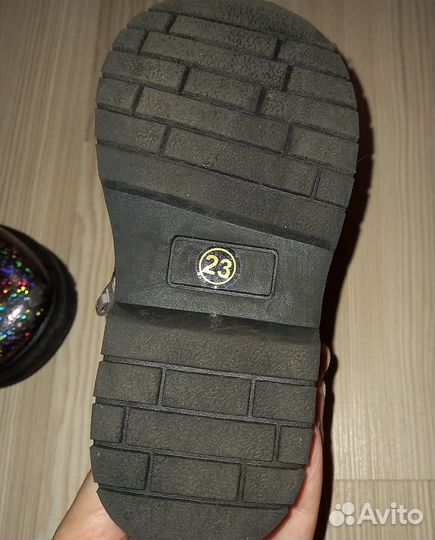 Ботинки демисезонные для девочки 23