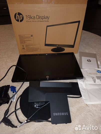 Монитор HP 19ка T3U81AA