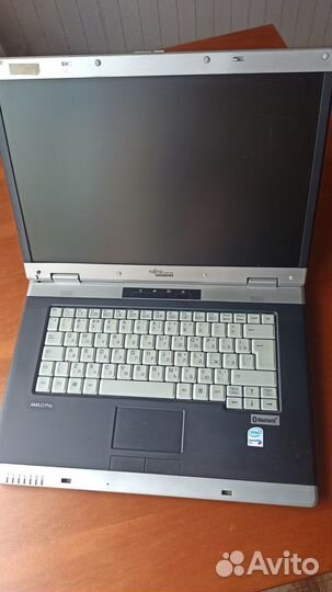 Ноутбук Fujitsu Amilo Pro V3525