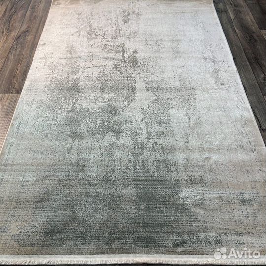 Ковер иранский шелковый новый