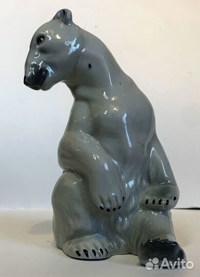 Статуэтка Белый полярный медведь. Германия