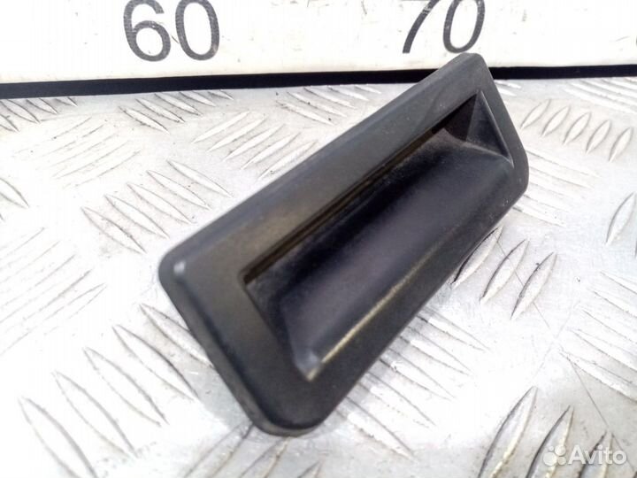 Б/У Кнопка открывания багажника#001