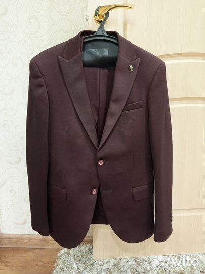 Костюм мужской