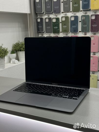 MacBook Air 13 2020 M1 (34 цикла)