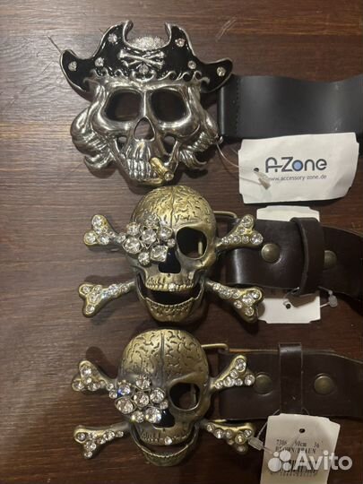 Пряжка череп