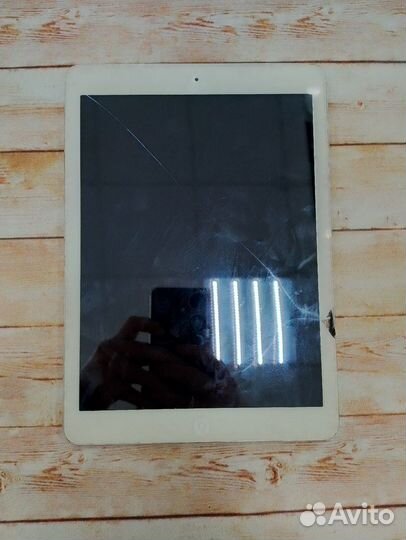 iPad Air WI-FI 32GB Silver