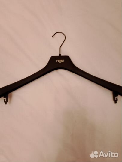 Вешалка плечики для одежды Fendi оригинал