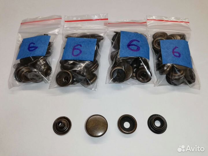 Кнопки для кожи и ткани