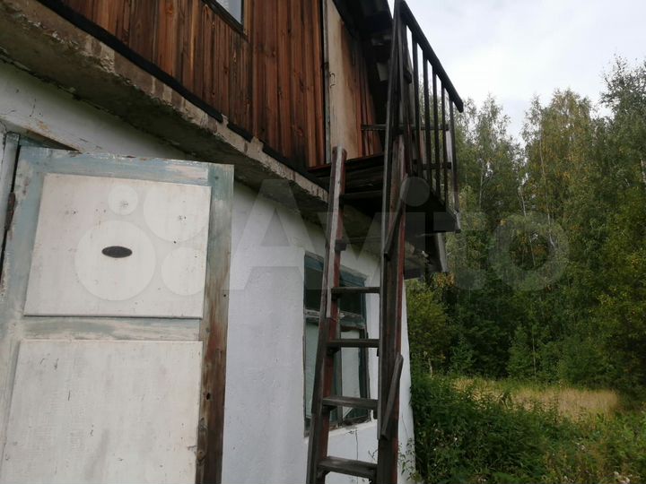 Дача 30 м² на участке 10 сот.