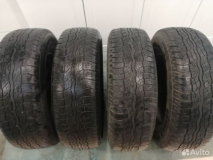 Bridgestone Dueler H/T 687 225/70 R16