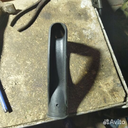 Рукоять, навершие для черенка лопаты или вил