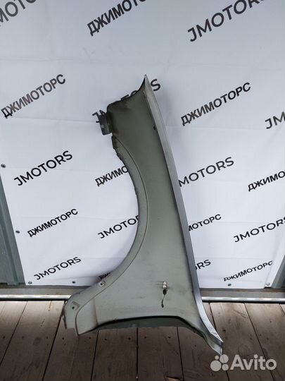Крыло переднее правое BMW X3 E83