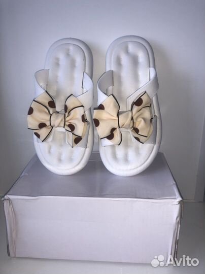 Шлепанцы новые для девочки