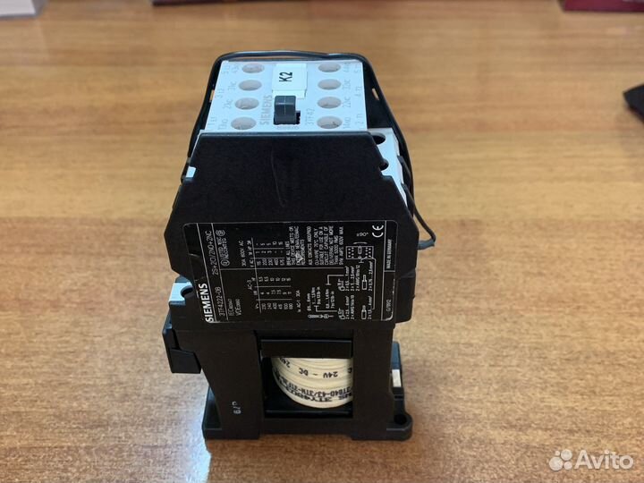 Контактор 3TF42 Siemens