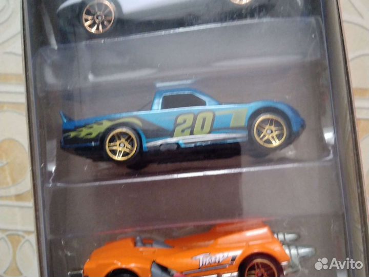 Hot wheels набор машинок