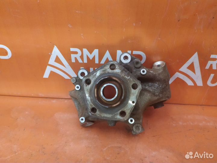 Кулак поворотный задний правый Audi Q8 1 2018-Нв