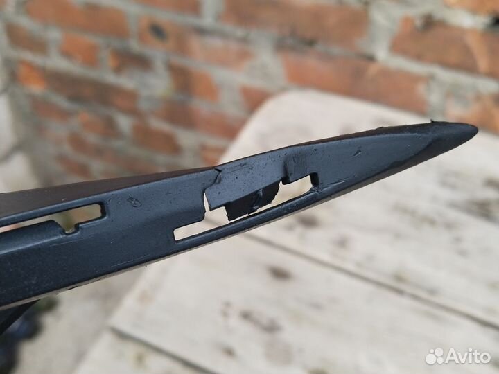 Решетка бампера Mercedes V-Class W447 левая