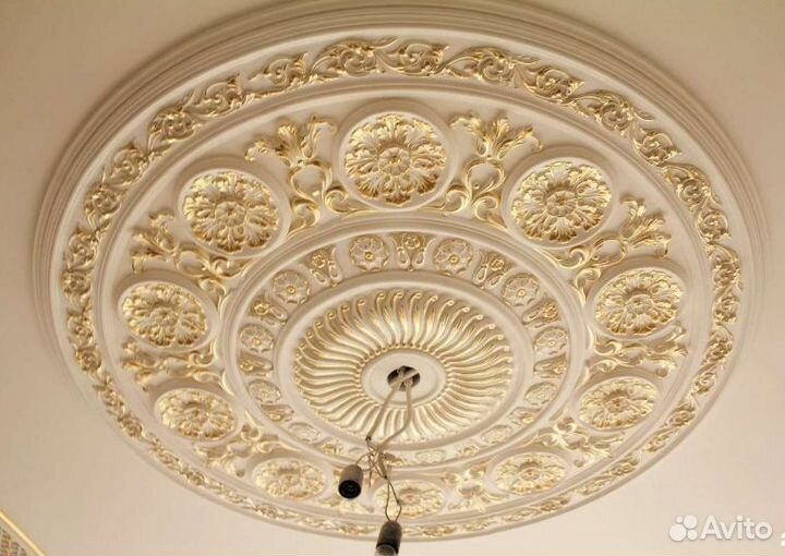 Лепнина люстры новая