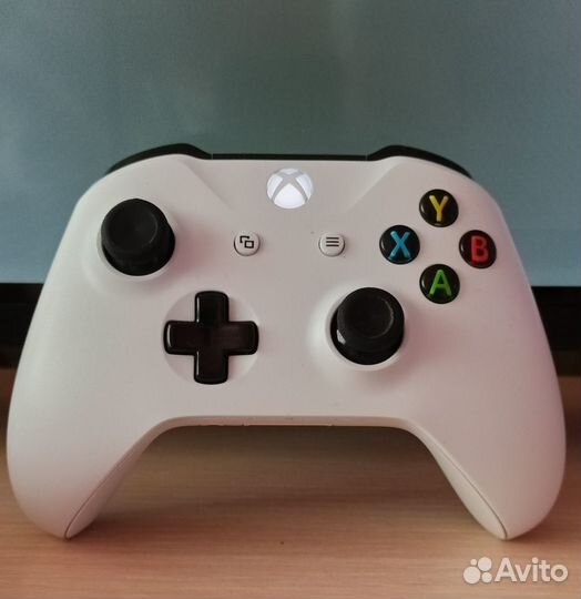 Xbox One s 1tb с играми