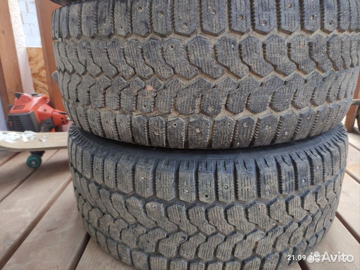 R16 Yokohama Ice Guard Stud IG55 235/60, PCD 5x120 DIA 72.6