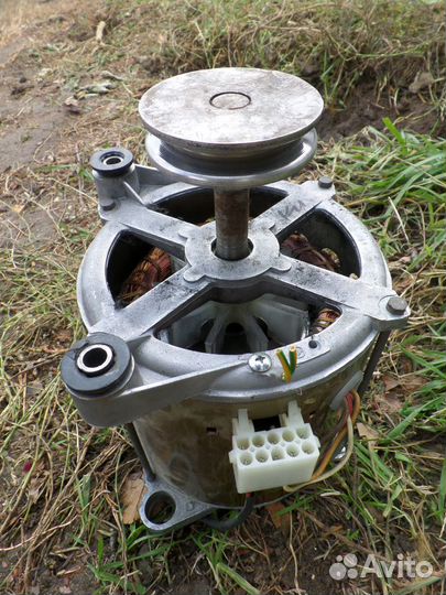 Электро двигатель для стиральной машинки