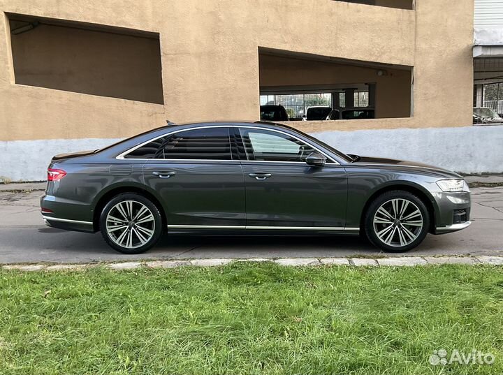 Audi A8 3 AT, 2019, 59 800 км