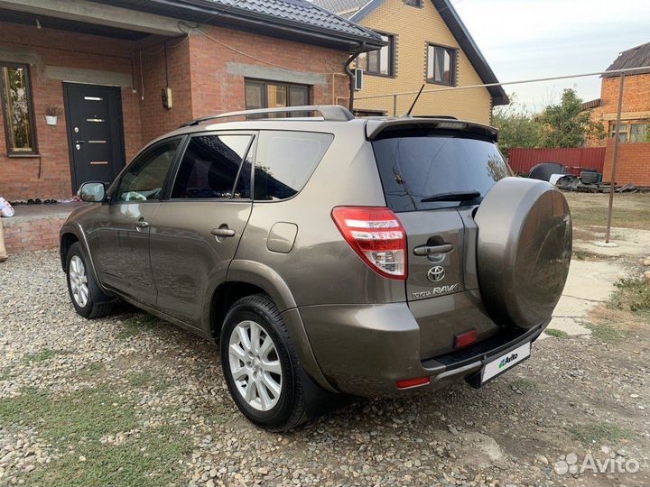 Toyota RAV4 2.4 AT, 2009, 271 000 км