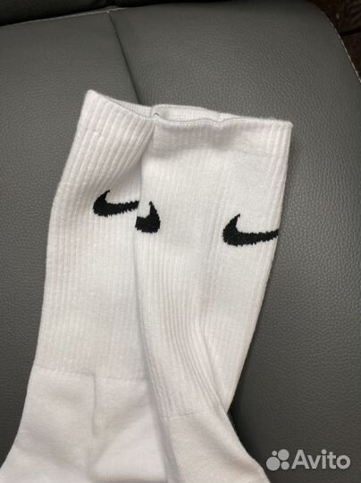Носки Nike высокие белые