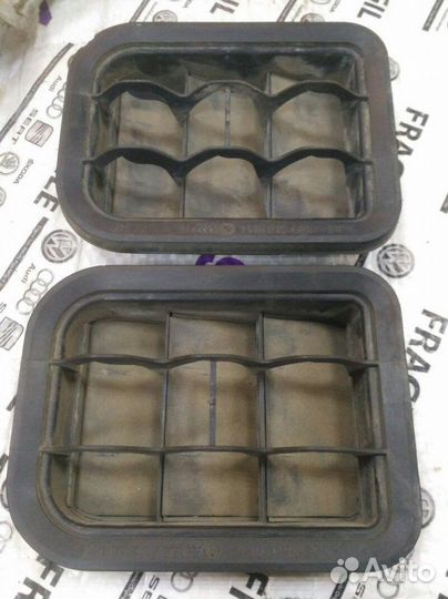 Решетка вентиляционная Skoda Octavia tour