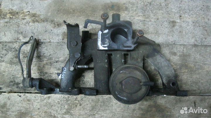 Коллектор впускной Opel Vectra A