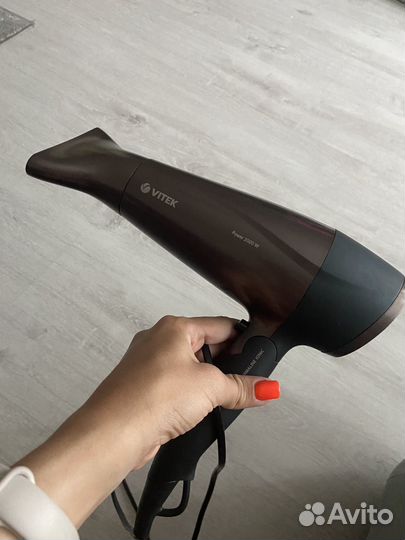 Фен vitek